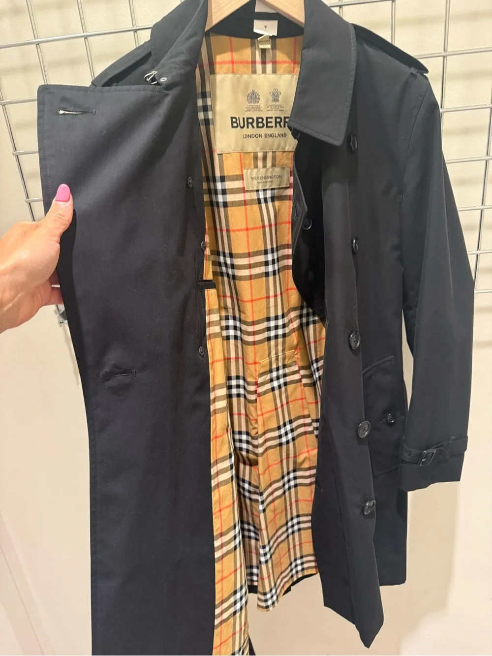 Burberry the Kensington Black Double-Breasted Trench Coat with Belt